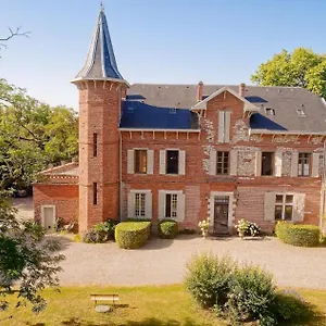 2* Couette-café Domaine Du Buc, Le Château